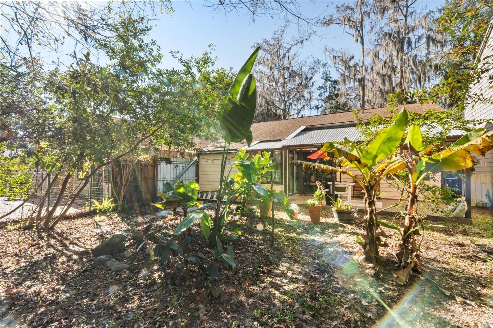 HIGHLAND VILLAGE 1 - Residential