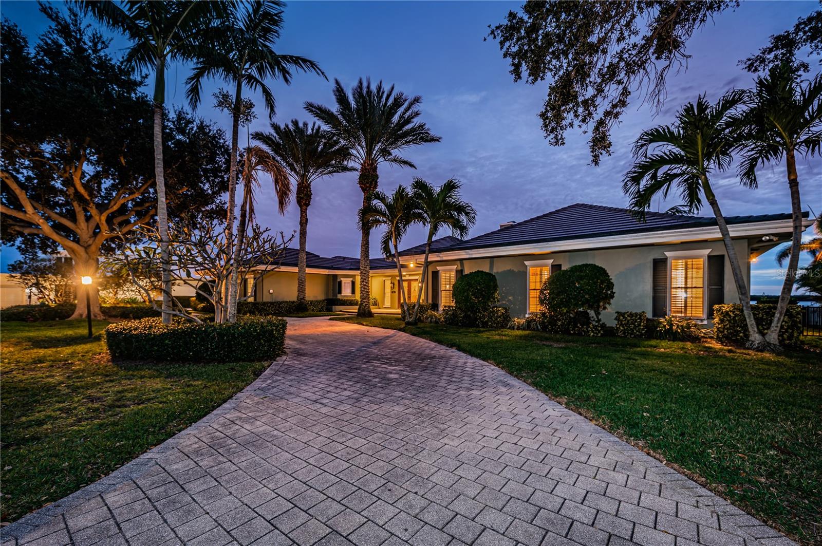 BAYWAY ISLES - Residential