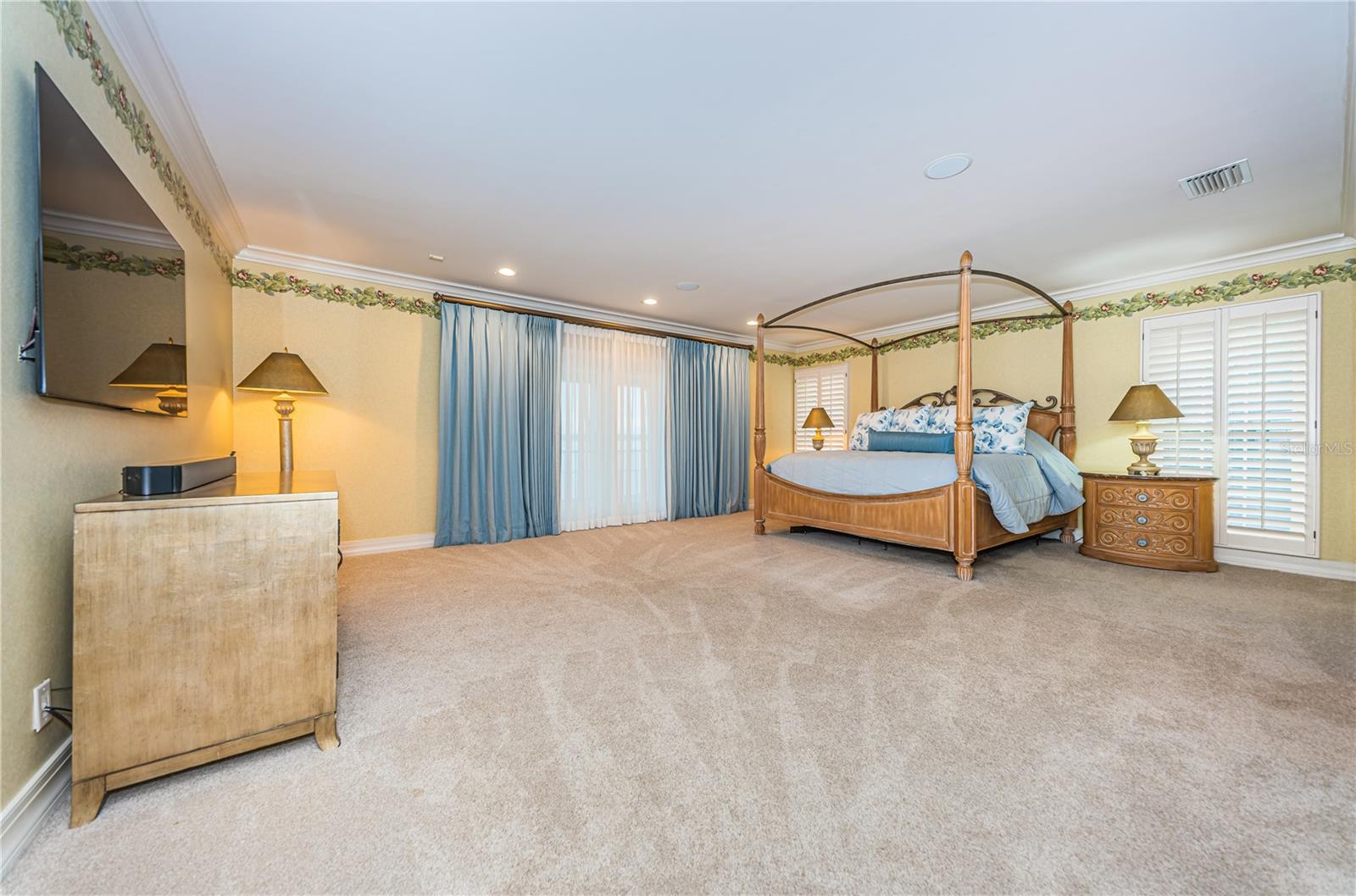 BAYWAY ISLES - Residential