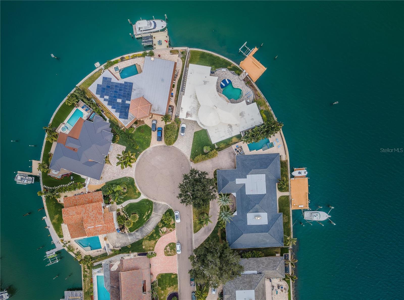 BAYWAY ISLES - Residential