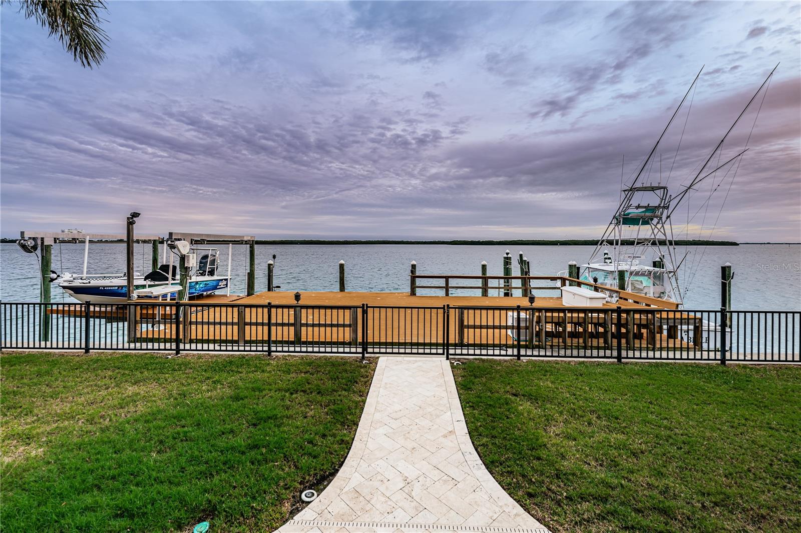 BAYWAY ISLES - Residential