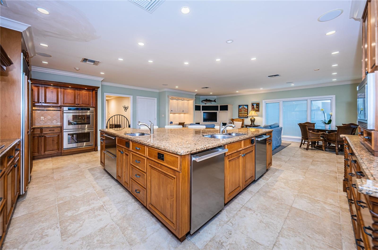 BAYWAY ISLES - Residential