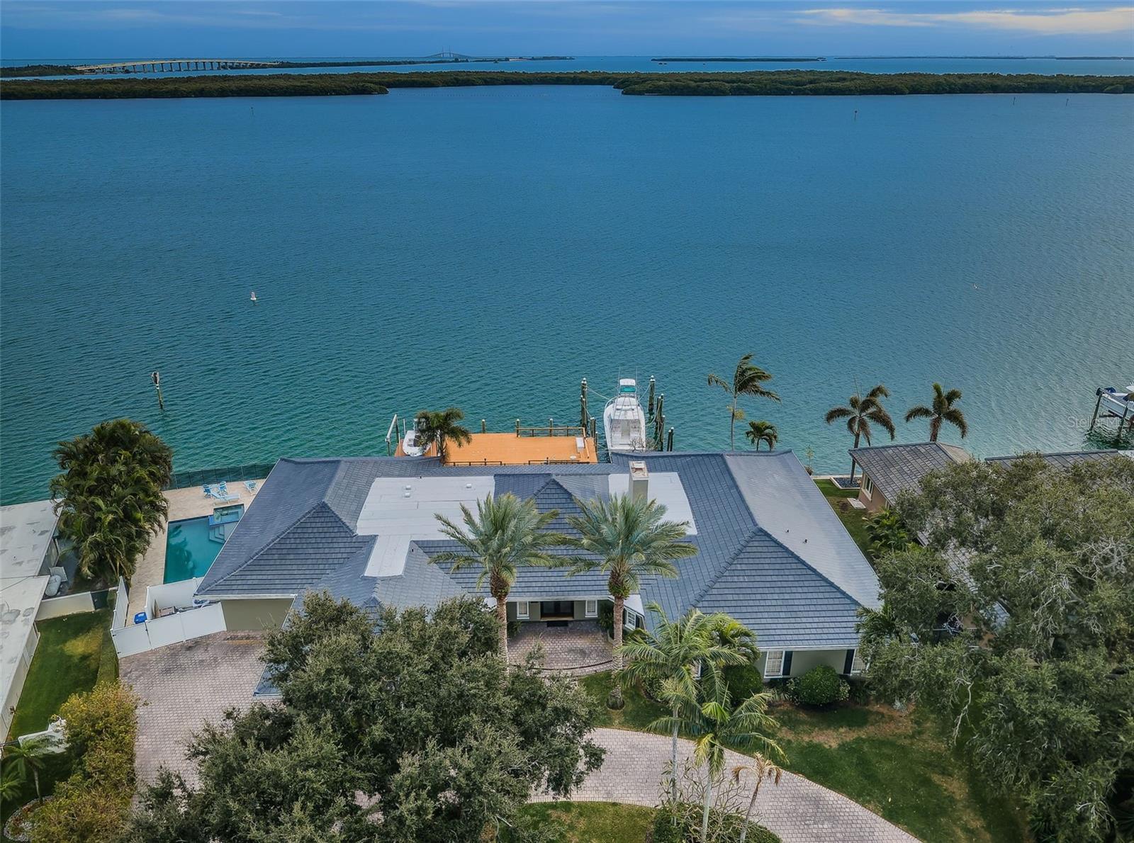 BAYWAY ISLES - Residential