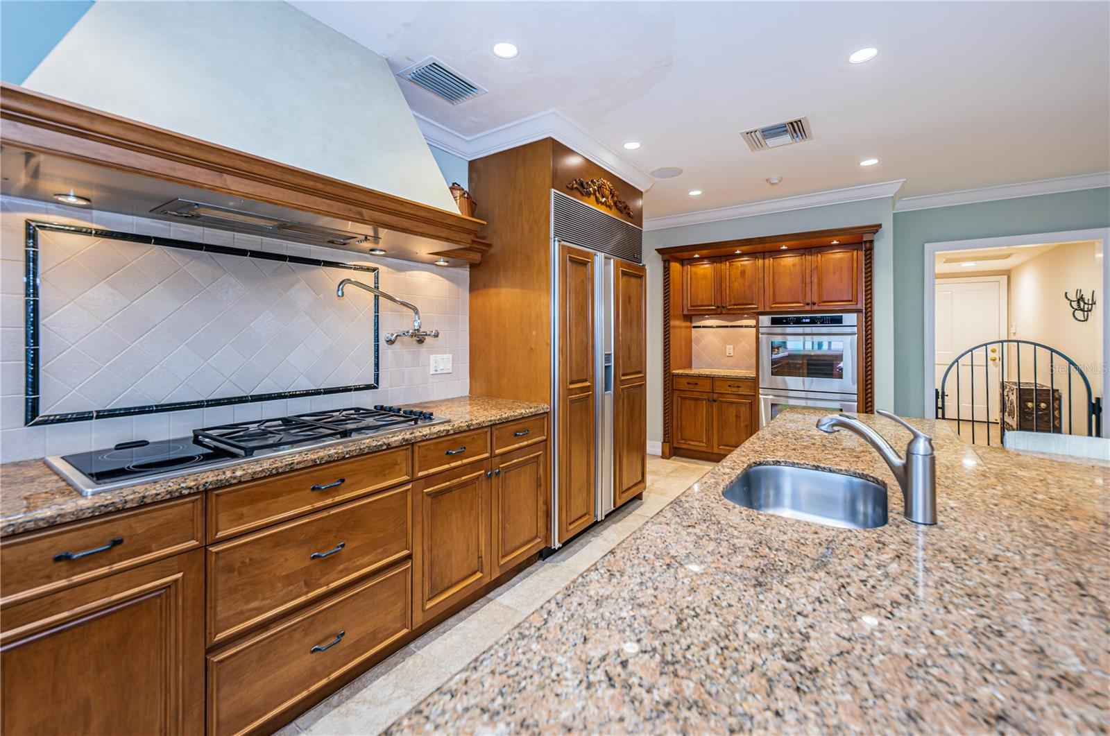 BAYWAY ISLES - Residential