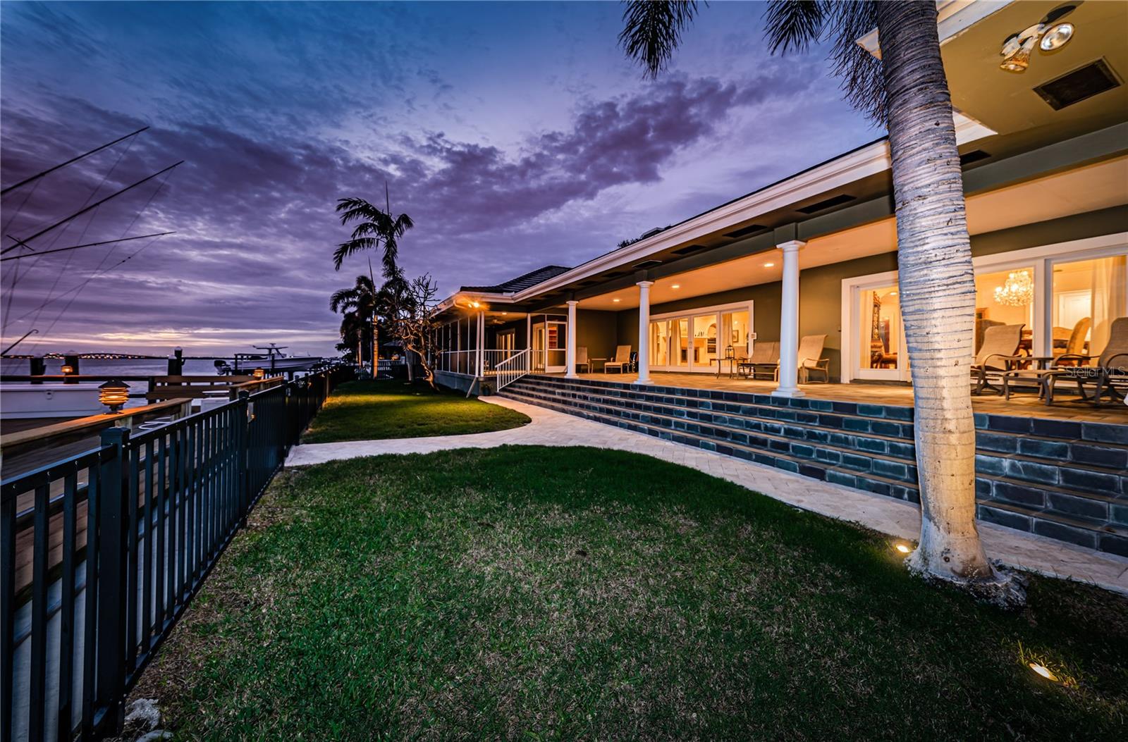 BAYWAY ISLES - Residential