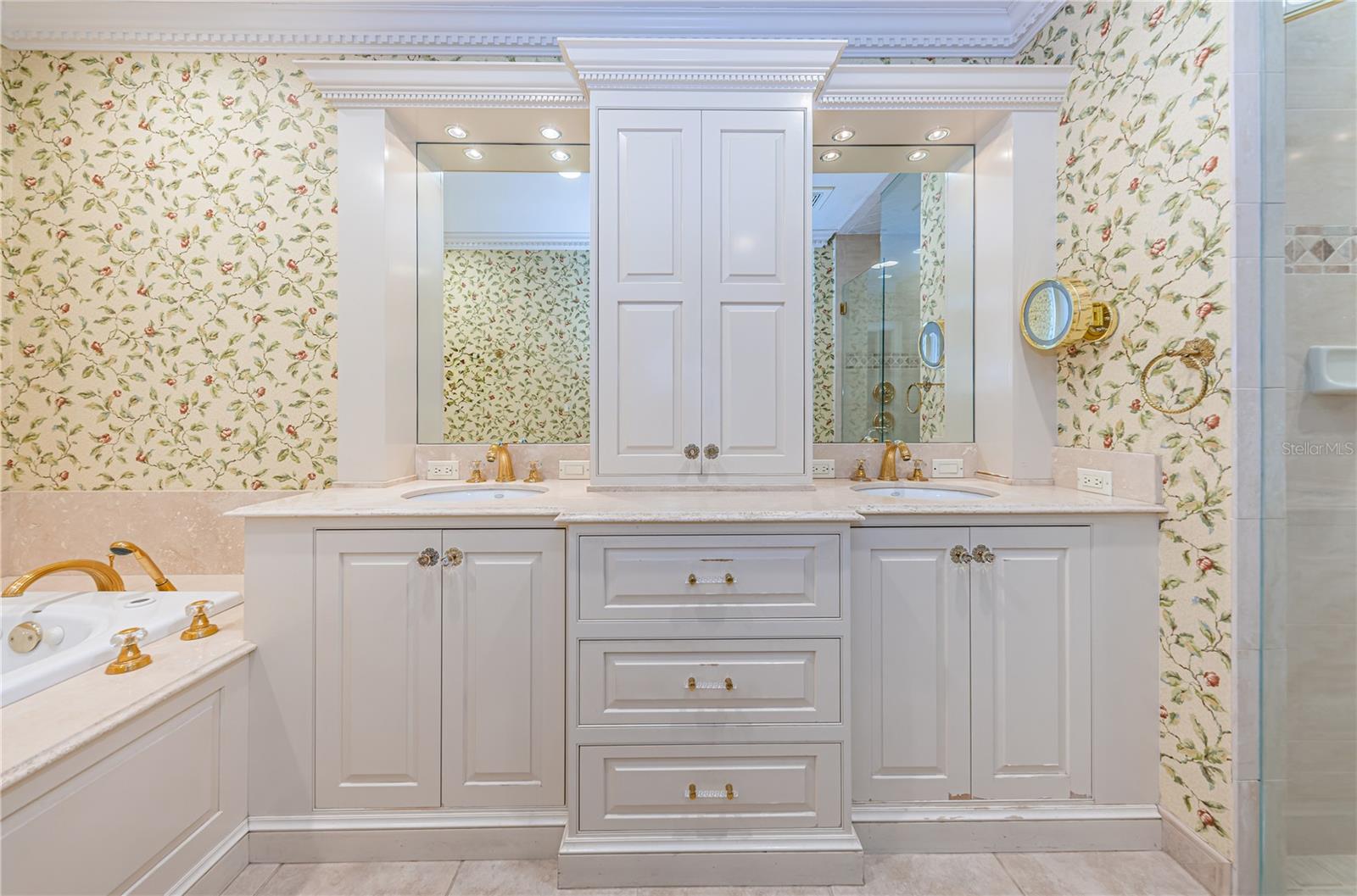 BAYWAY ISLES - Residential