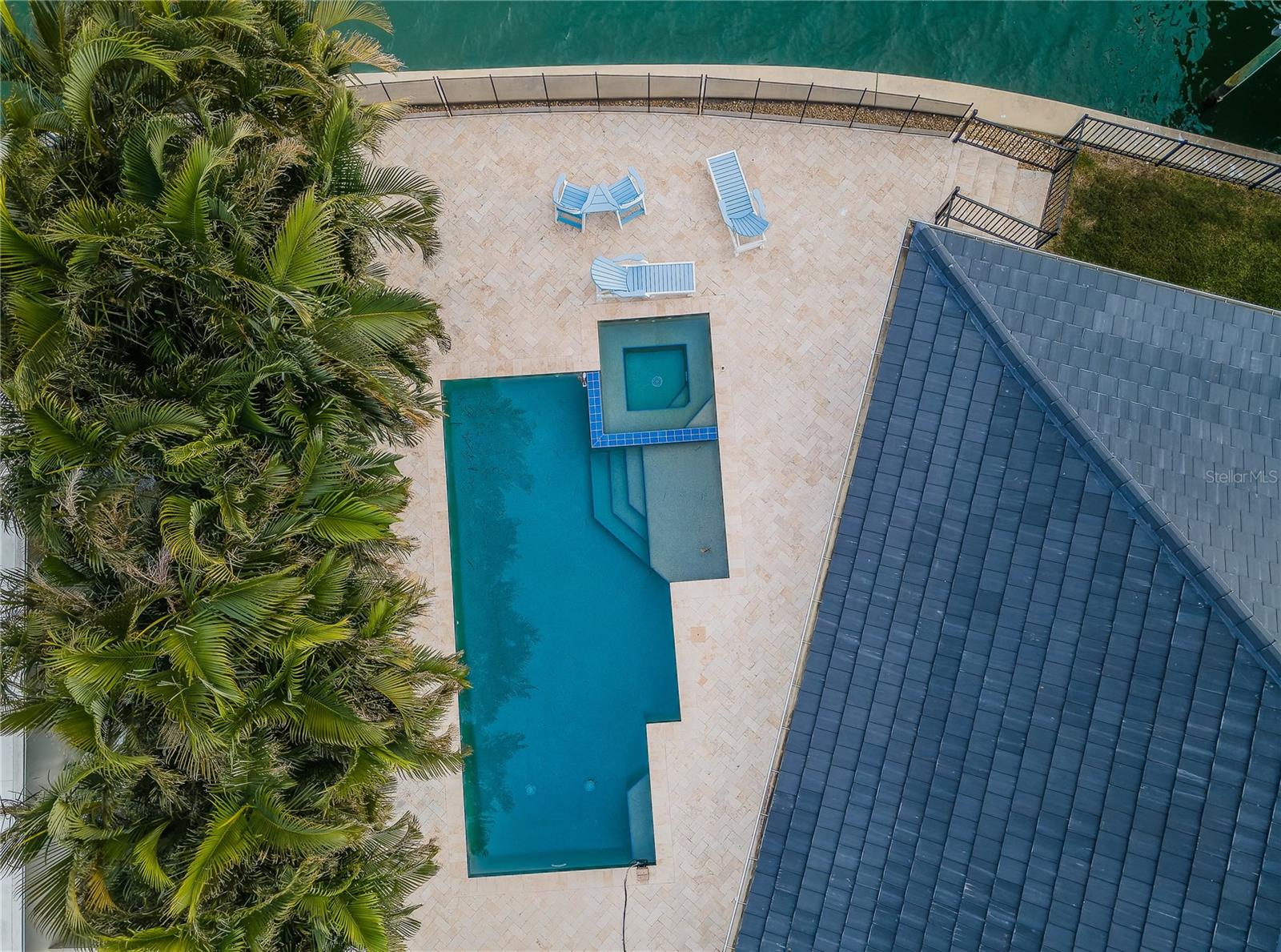 BAYWAY ISLES - Residential