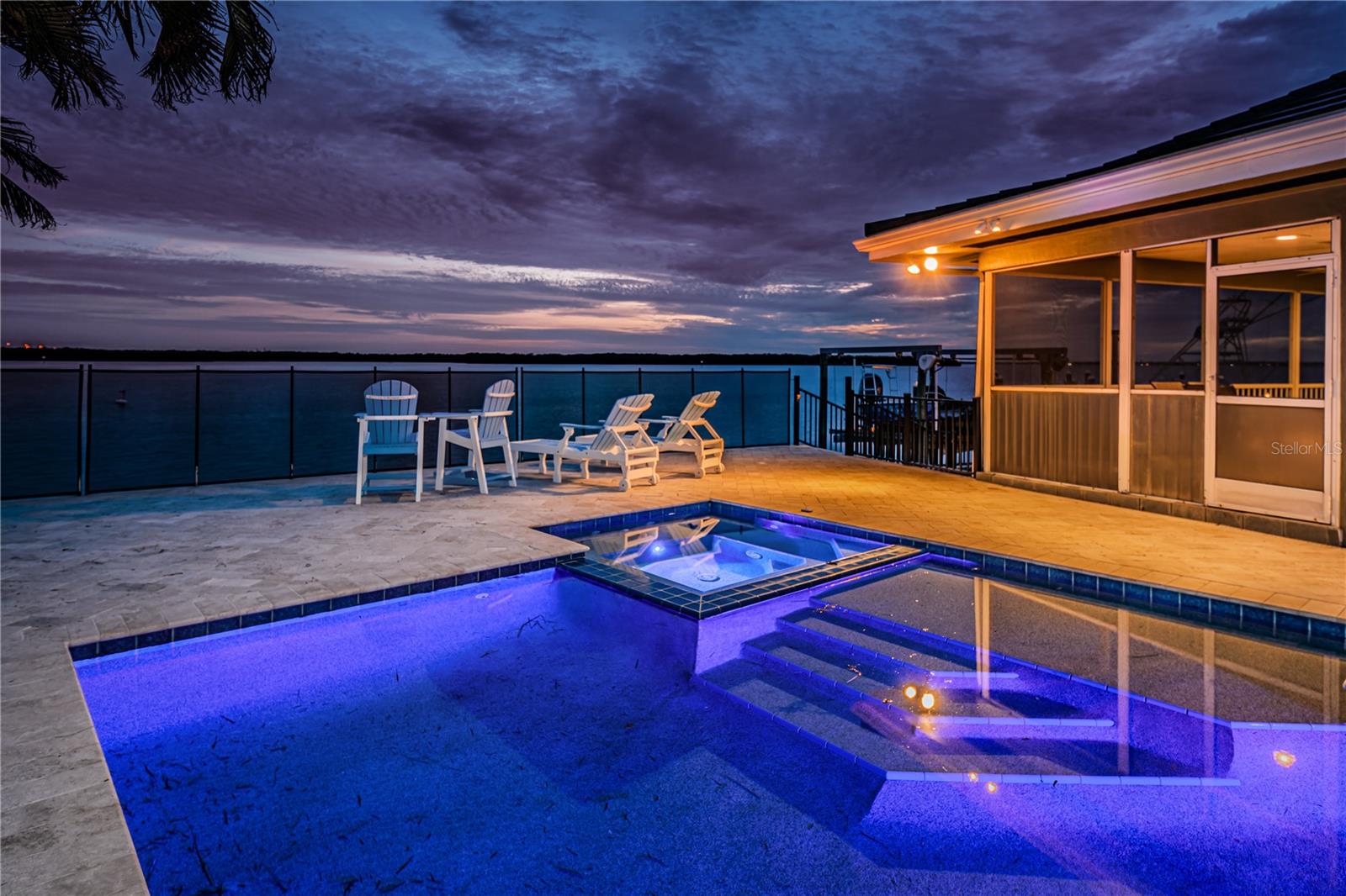 BAYWAY ISLES - Residential