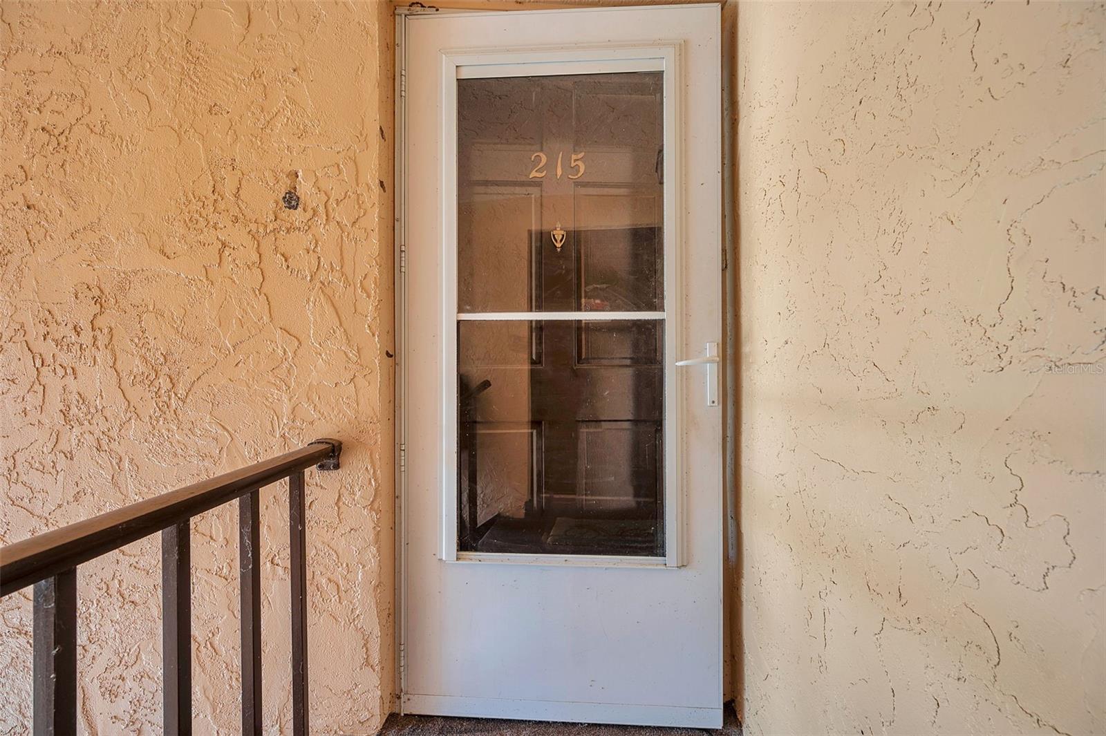 215 DOGWOOD CIRCLE 215