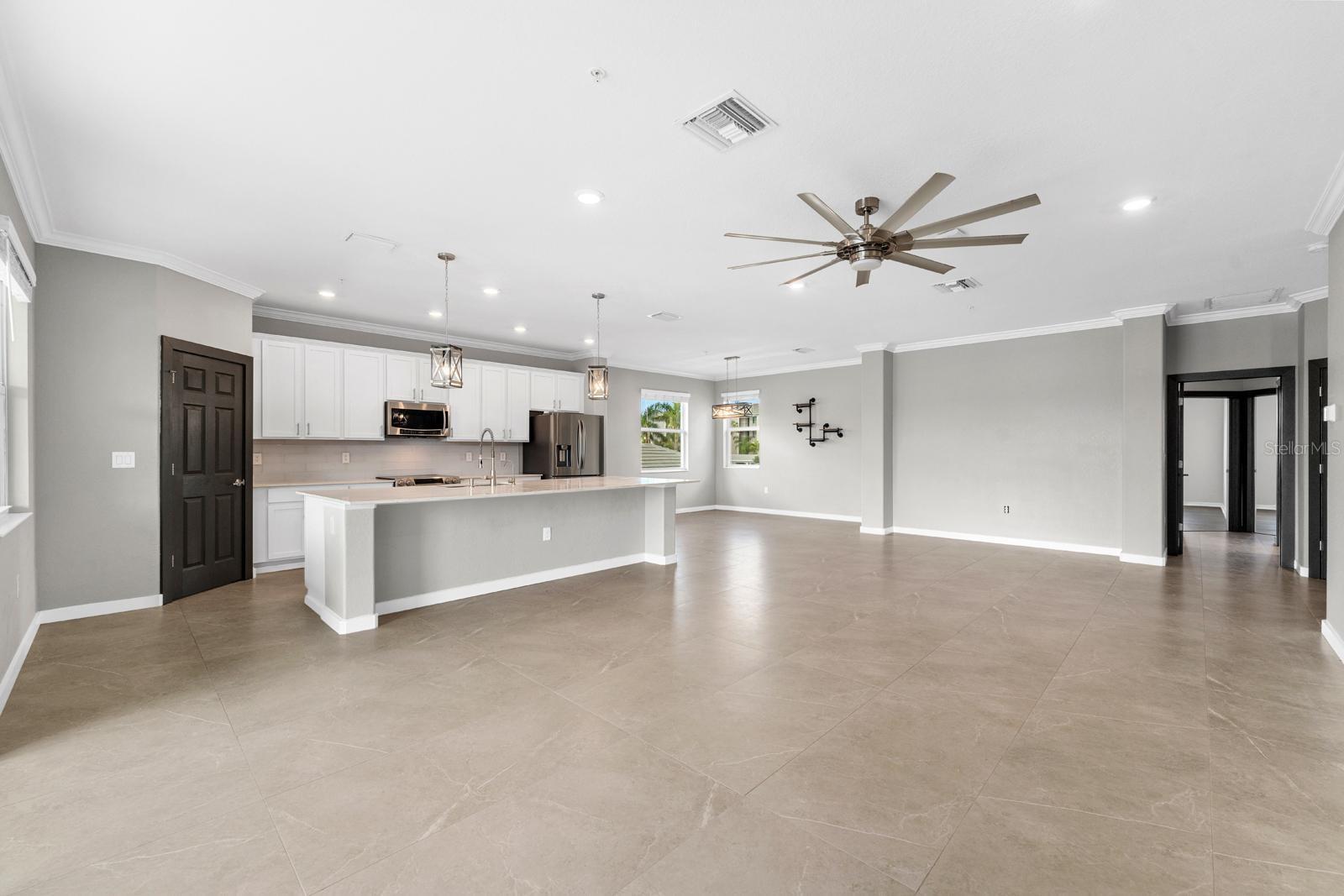 COACH HOMES I AT TIDEWATER PRSV PH VII - Residential