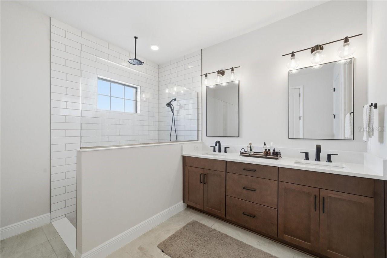 STARKEY RANCH - Residential