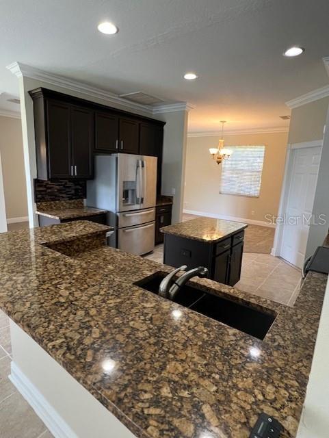 COUNTRY CHASE - Residential Lease