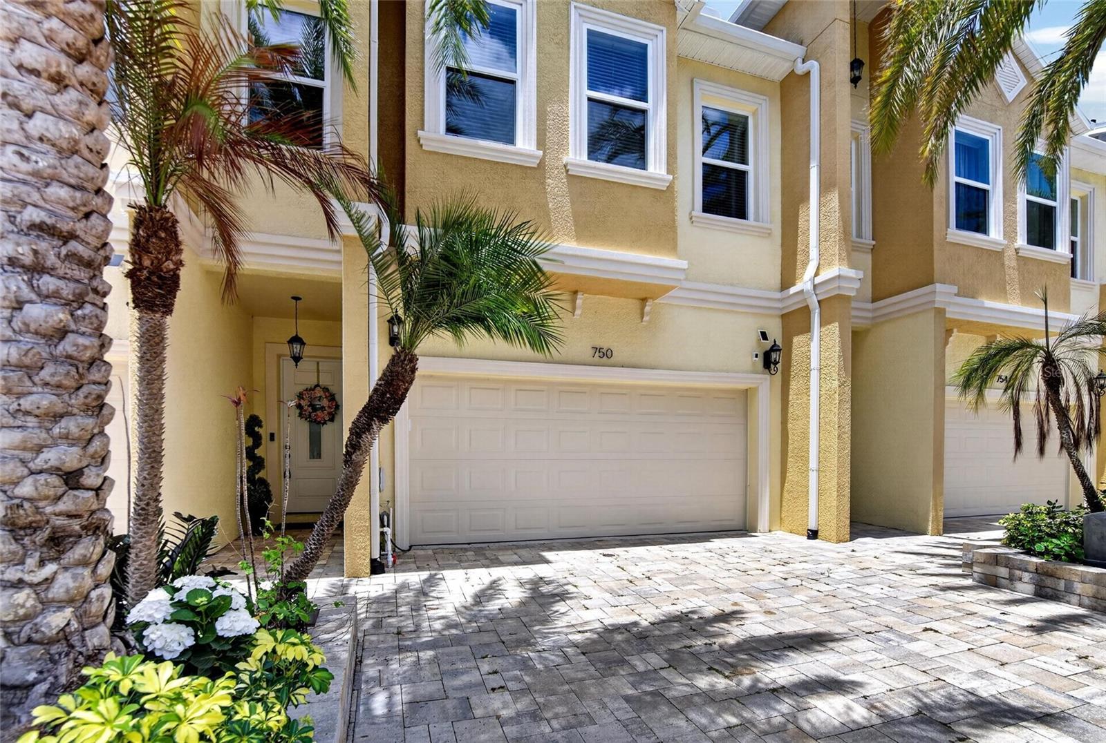 CYPRESS TRAILS TWNHMS OF TARPON SPGS - Residential