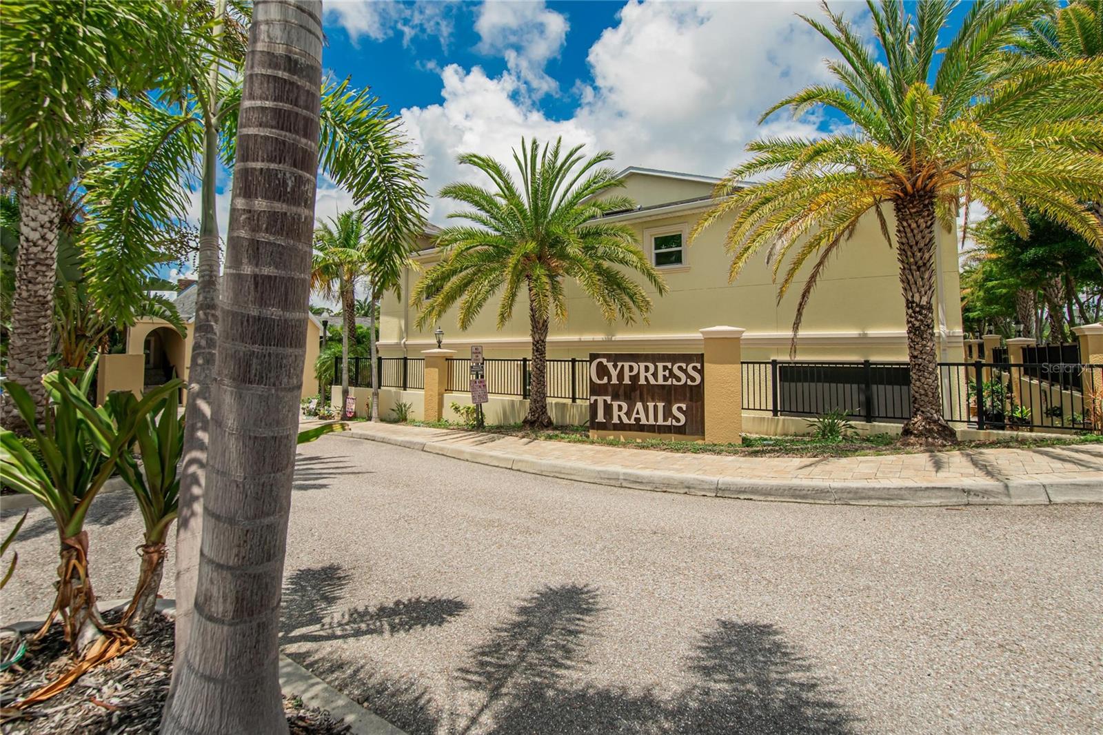 CYPRESS TRAILS TWNHMS OF TARPON SPGS - Residential