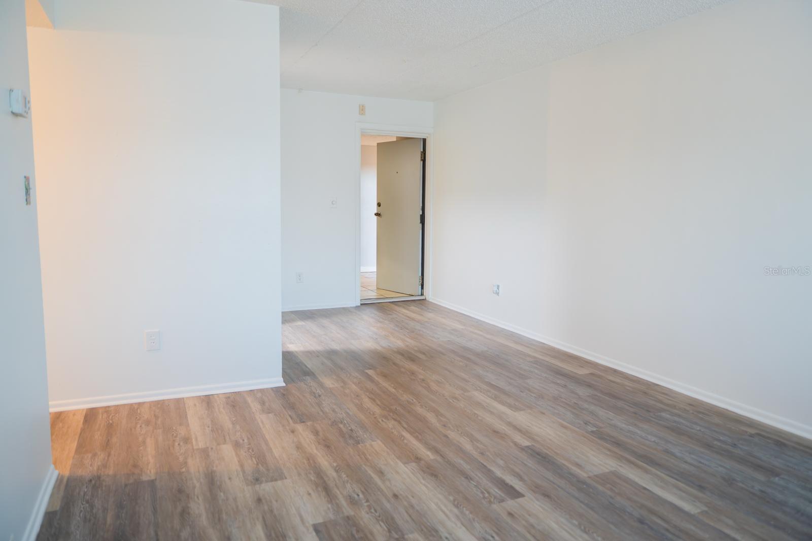 COMMODORE PLACE CONDO - Residential Lease