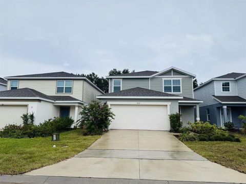 Photo of 905 Rivers Crossing Street, Clermont, FL 34714 (MLS # TB8405804)