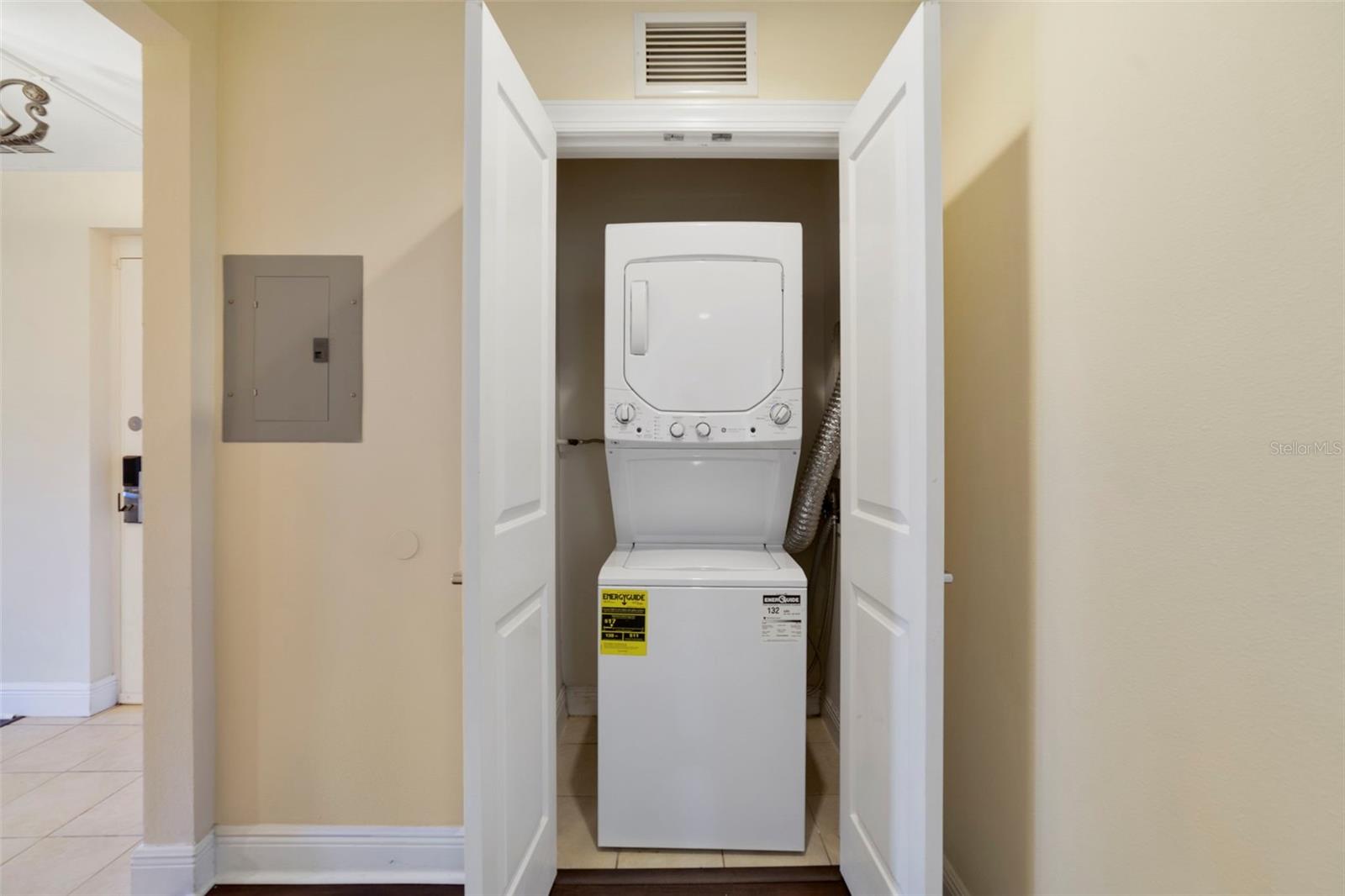 HERITAGE CROSSING; A CONDO PH 7 - Residential