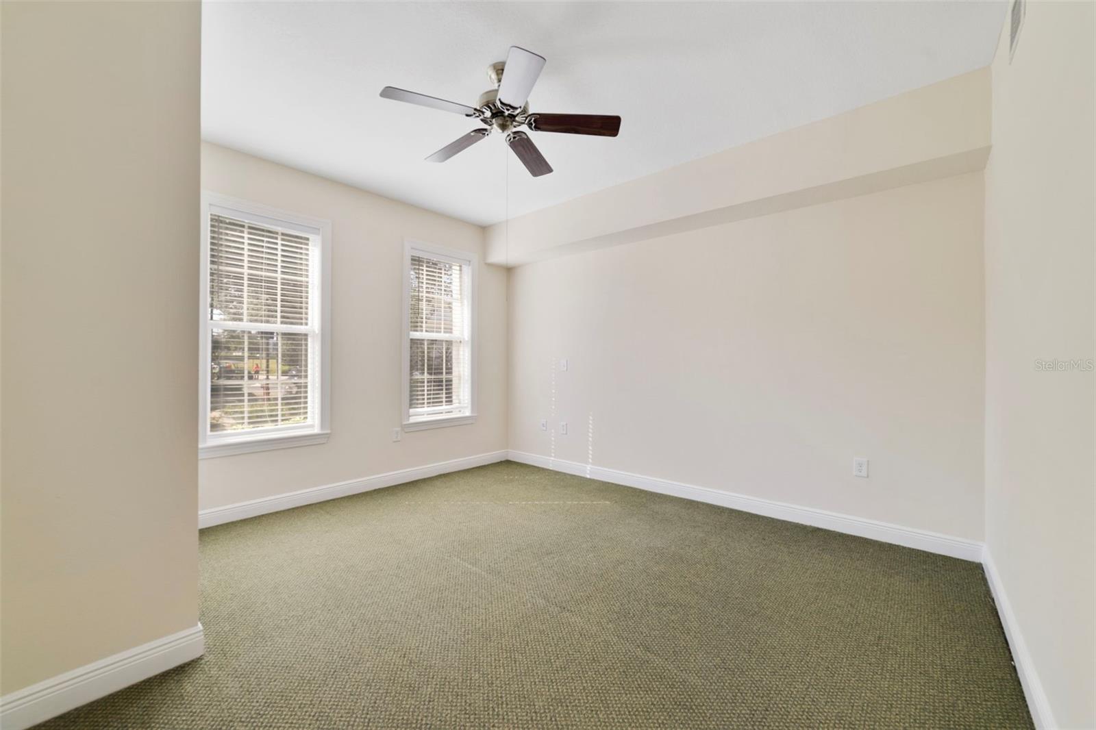 HERITAGE CROSSING; A CONDO PH 7 - Residential