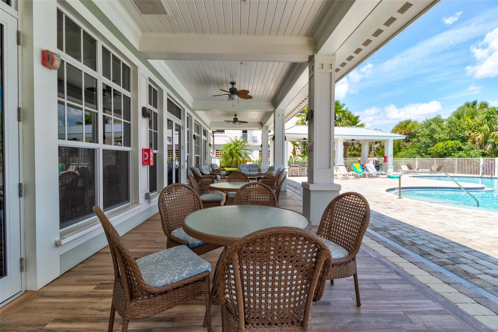 Riverwalk/Cornado Island Bldg - Residential