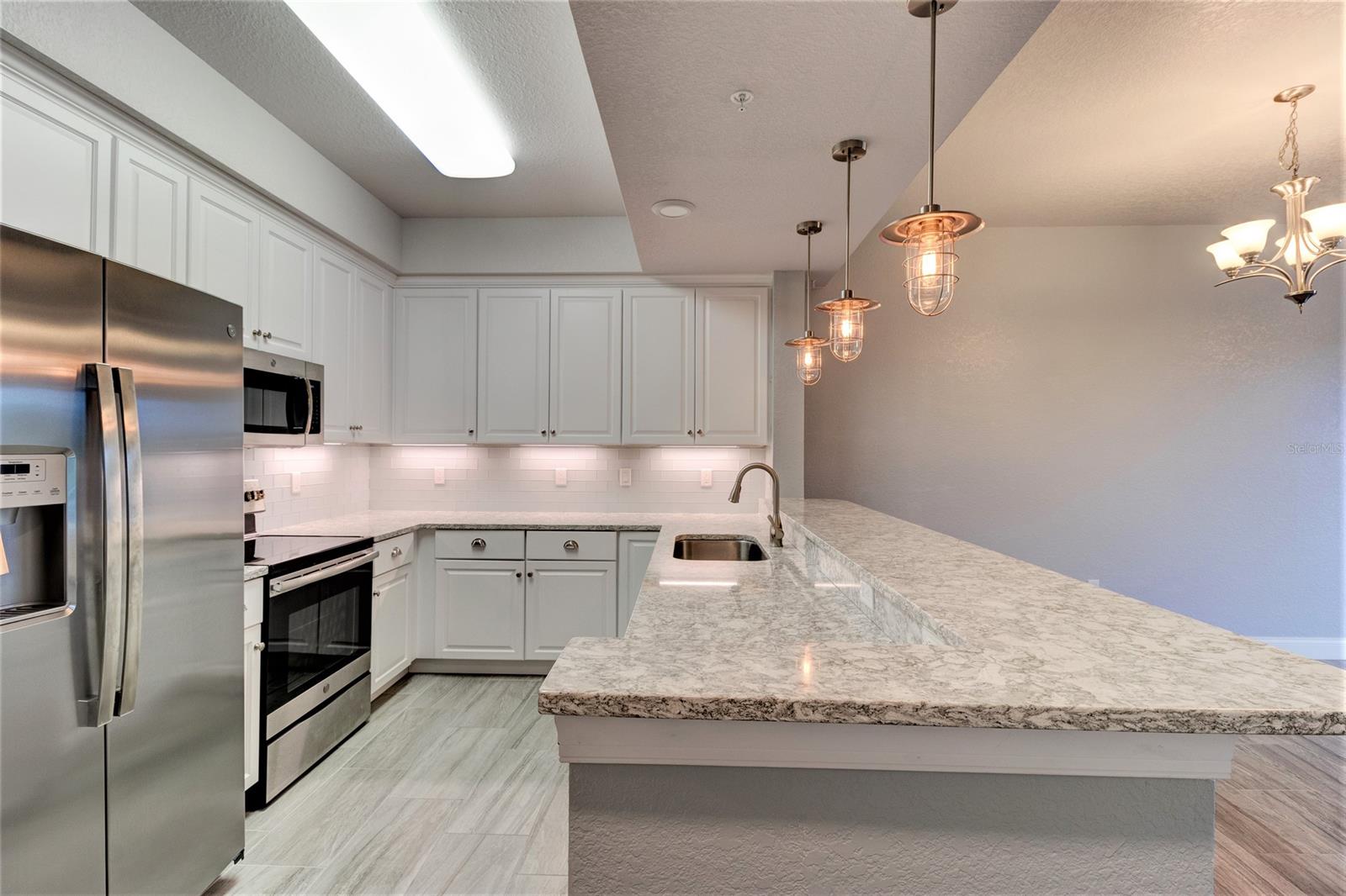 Riverwalk/Cornado Island Bldg - Residential