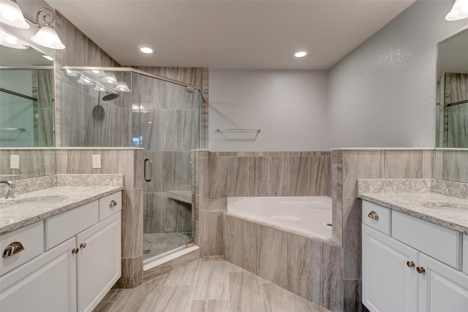 Riverwalk/Cornado Island Bldg - Residential