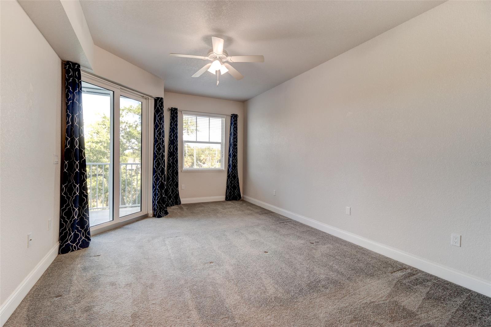 Riverwalk/Cornado Island Bldg - Residential