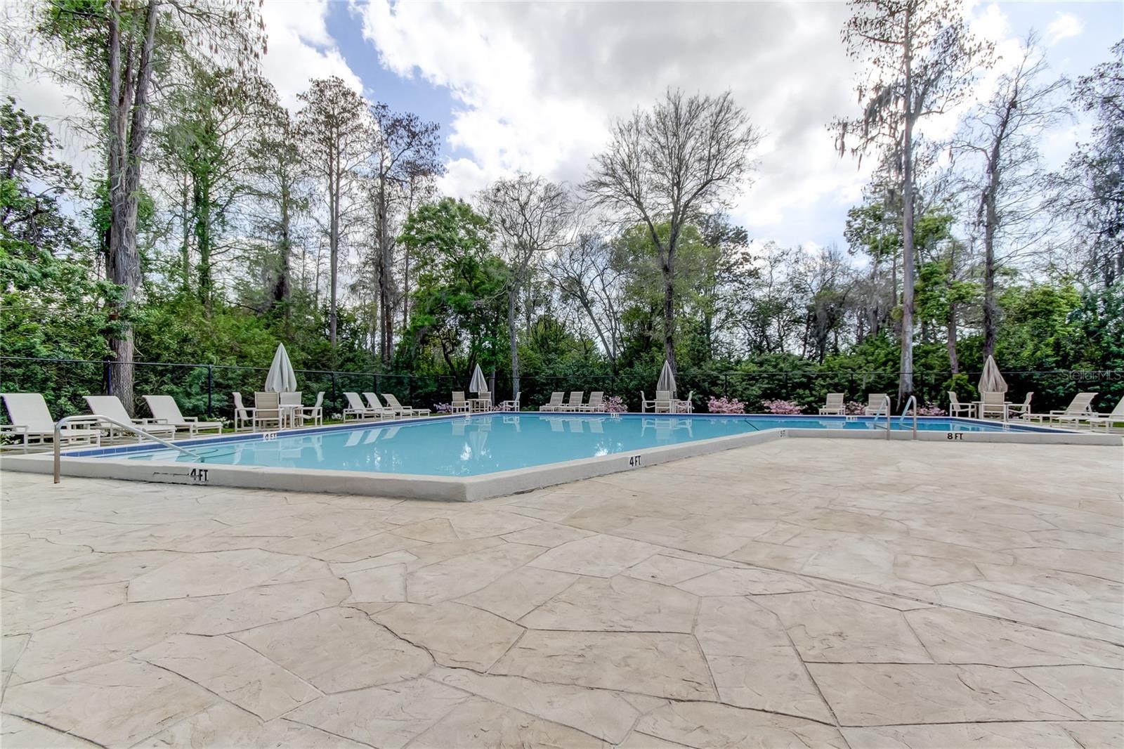 2670 BARKSDALE CT
