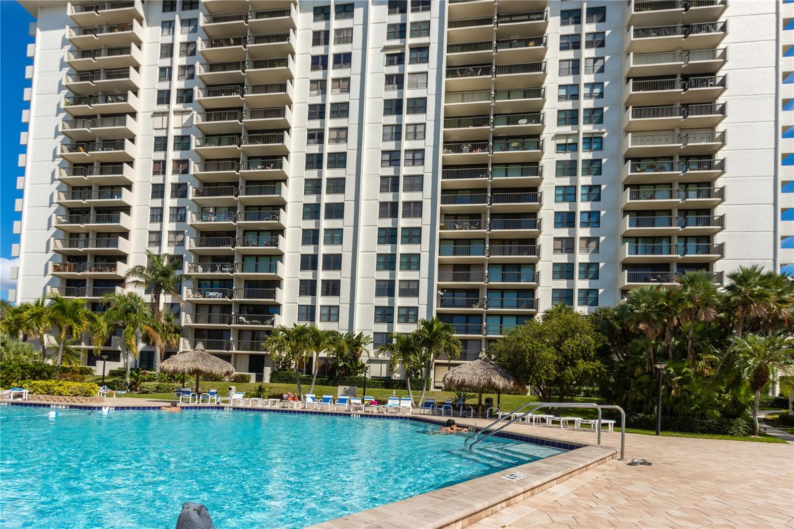 STARBOARD TOWER - Residential