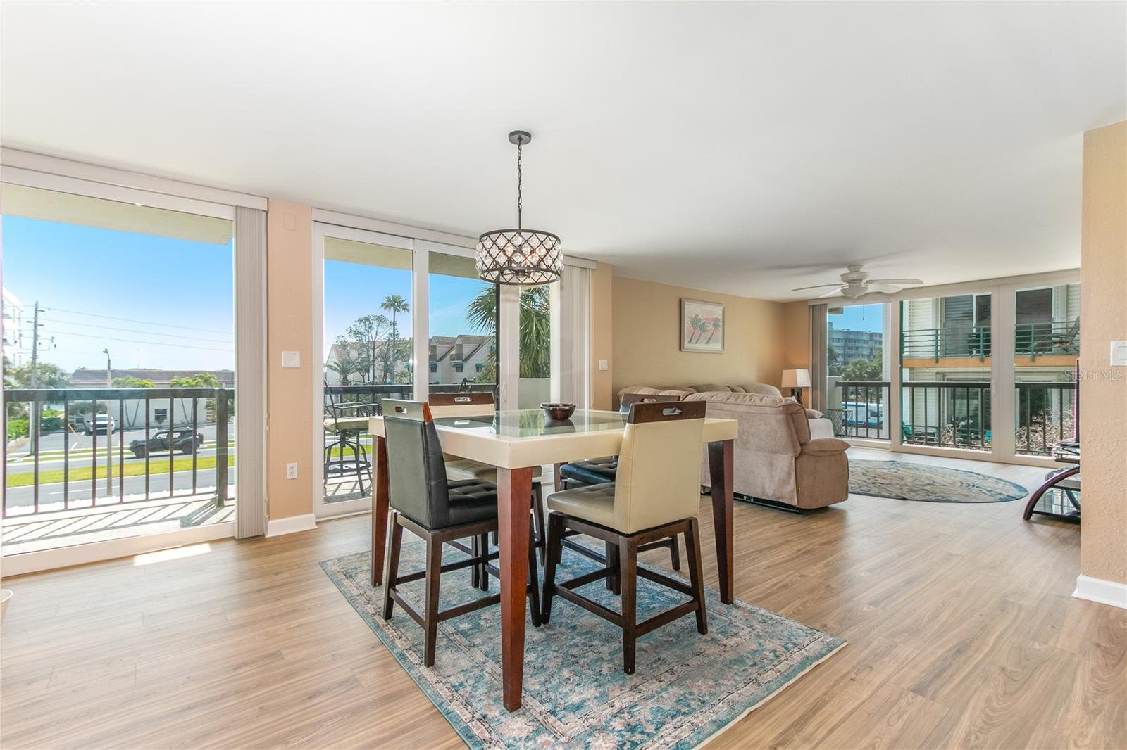 STARBOARD TOWER - Residential