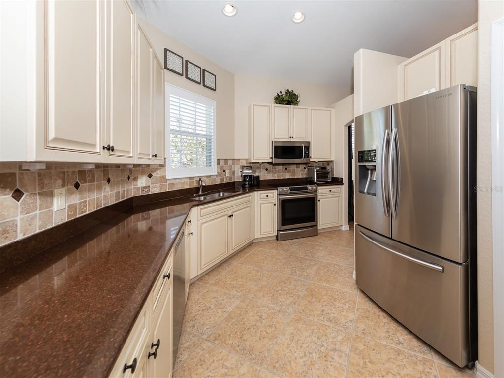 Photo 9 of 53 of 1008 TRIANO CIRCLE 1008 condo