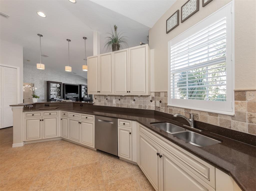 Photo 8 of 53 of 1008 TRIANO CIRCLE 1008 condo