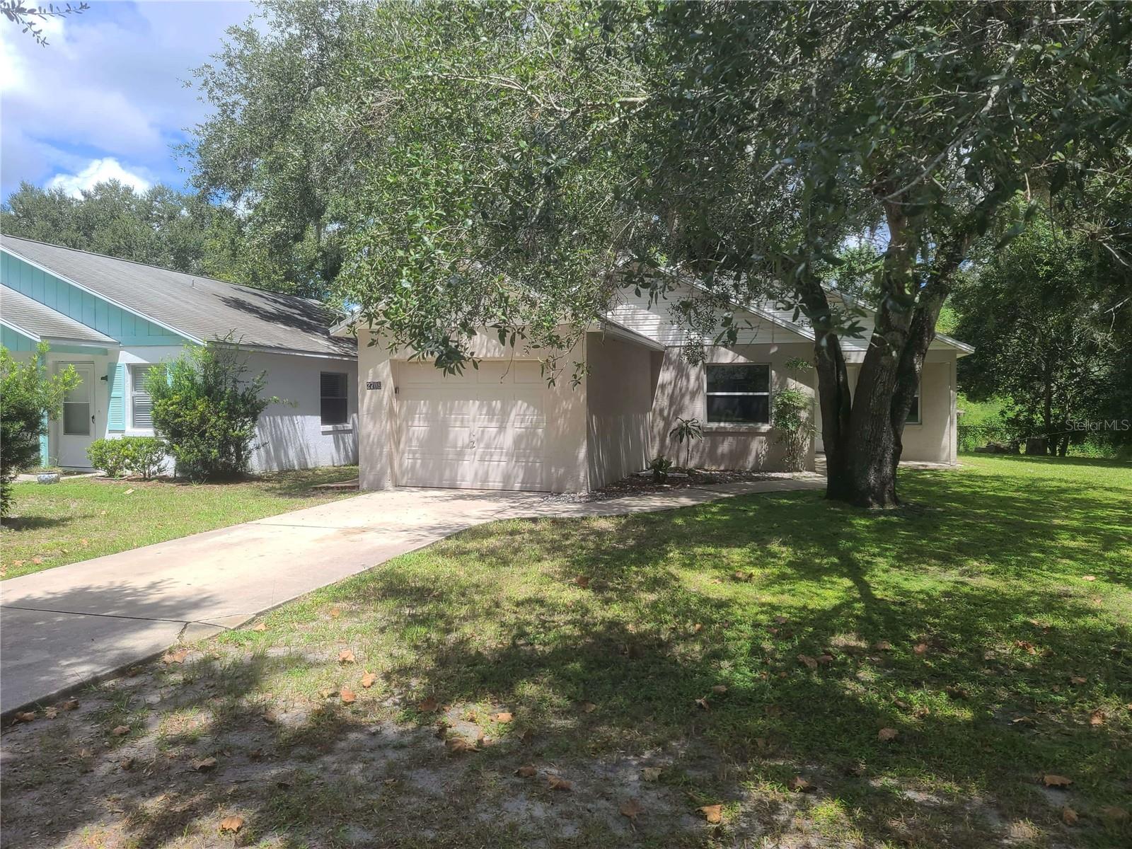 Don't miss out! Nestled in a cul-de-sac in a quiet and comfortable Leesburg residential neighborhood, this 3/2 can be tailored to a variety of needs and designs. The home features a split plan with bedrooms two and three on the opposite side of the house from the Master bedroom.