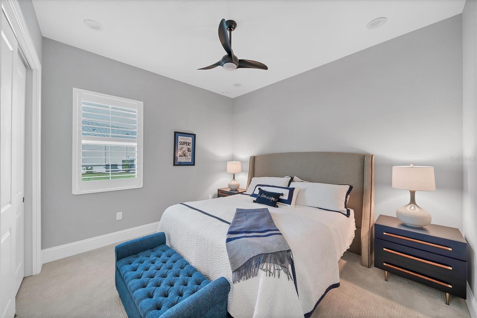 LAKE CLUB - Residential