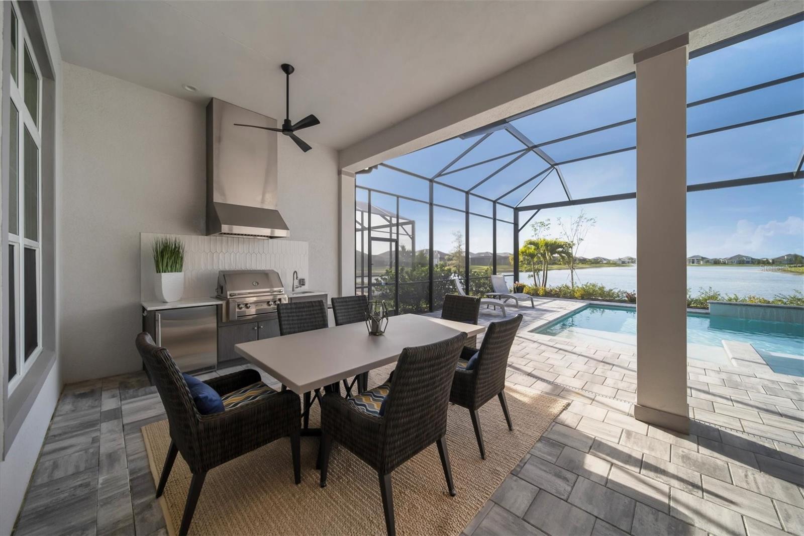 LAKE CLUB - Residential