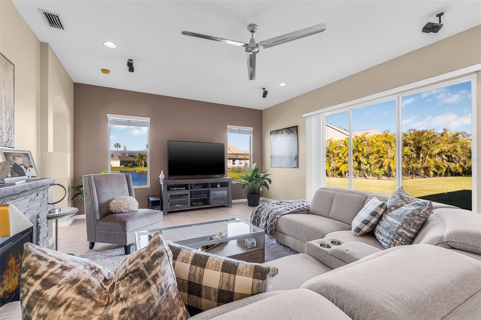 OAKLEAF HAMMOCK - Residential