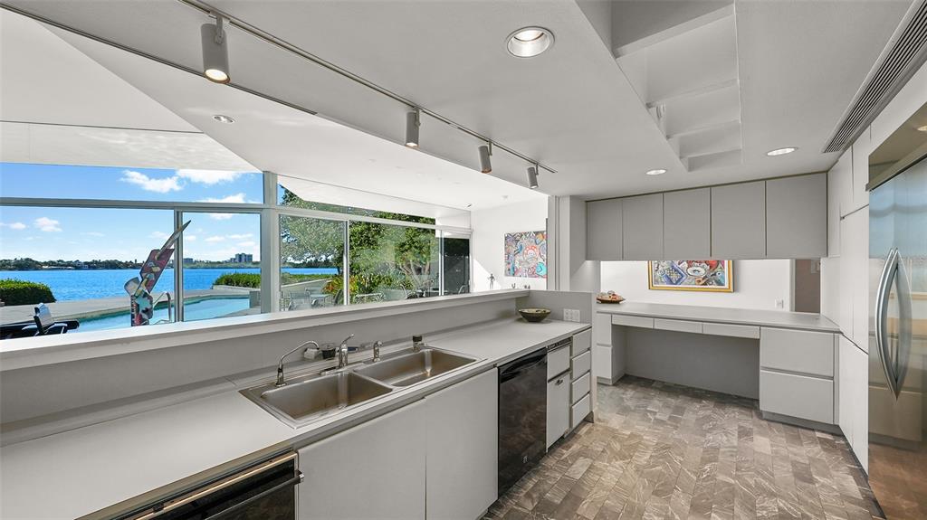 LIDO C - Residential