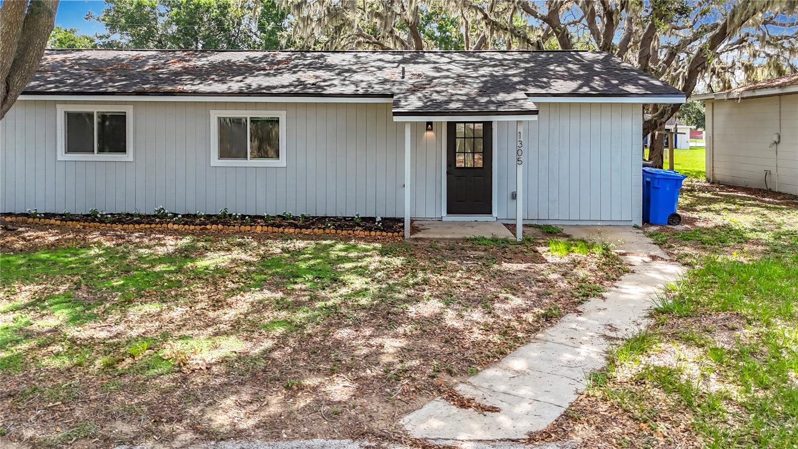 1304 ALFRED STREET