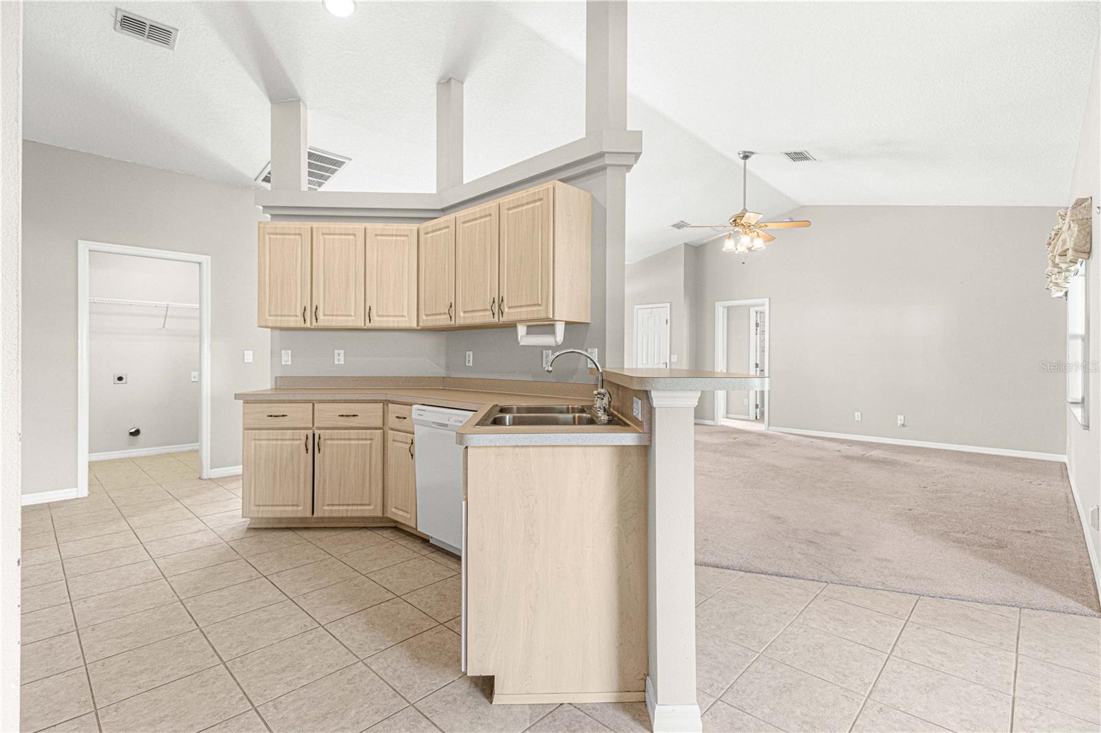 MARION LANDING - Residential