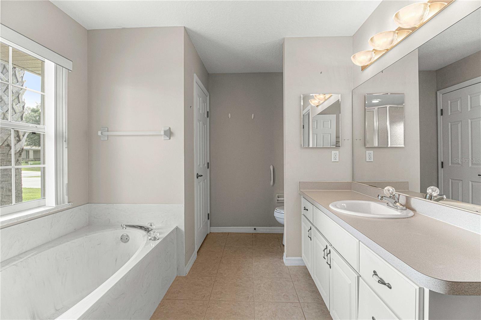 MARION LANDING - Residential