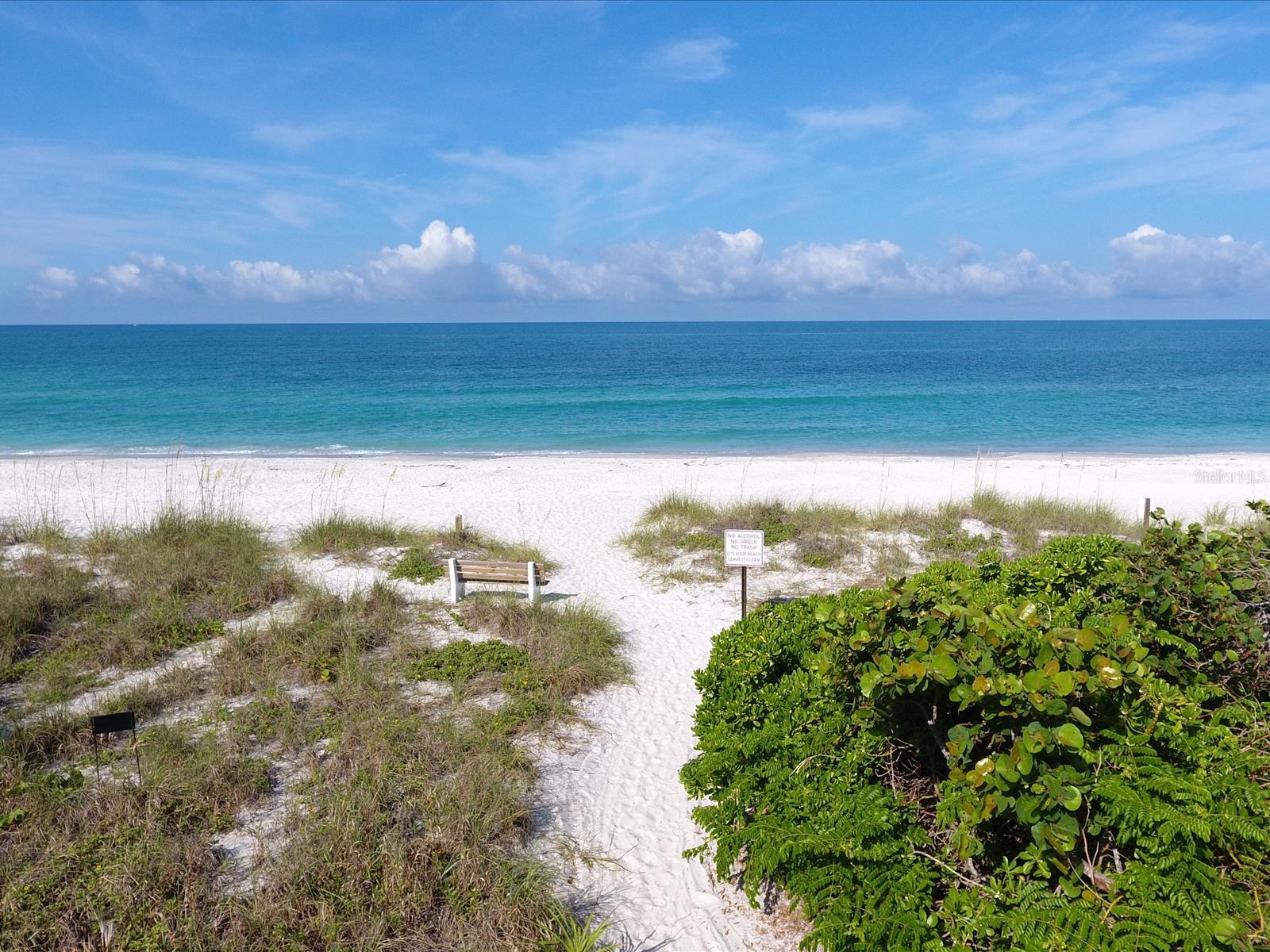 CONQUISTADOR BAY CLUB - Residential