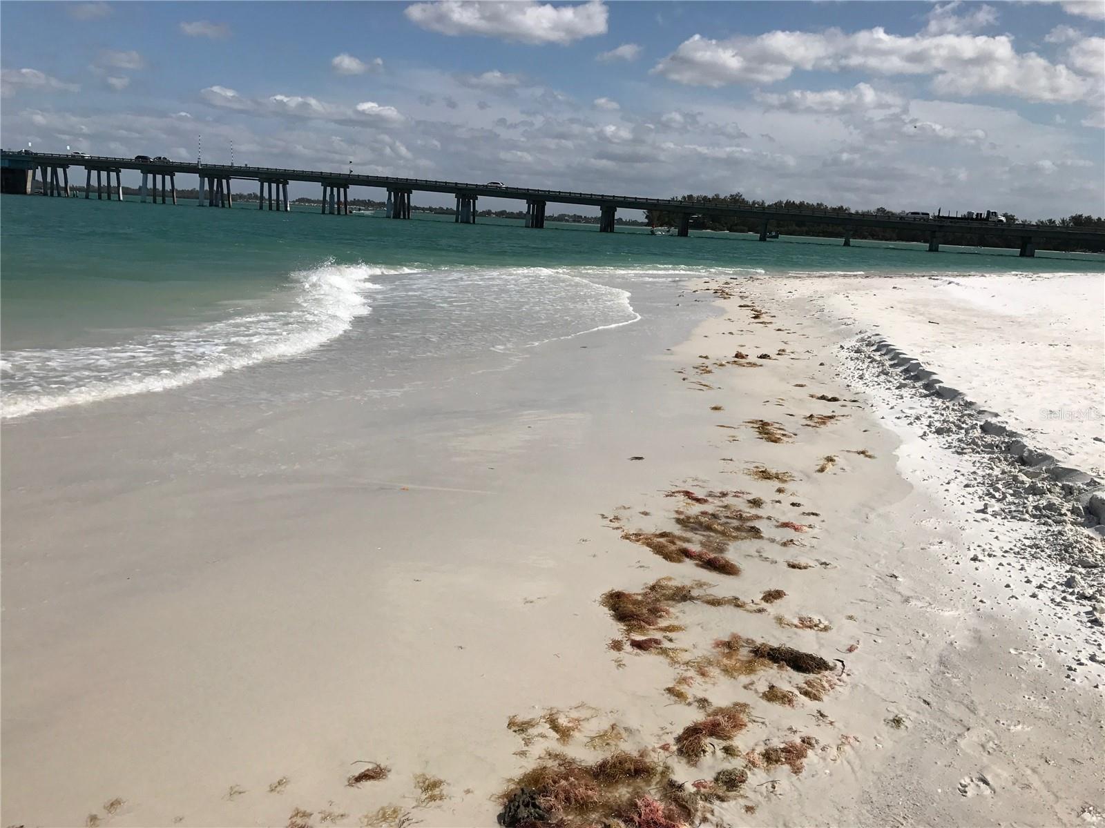 CONQUISTADOR BAY CLUB - Residential