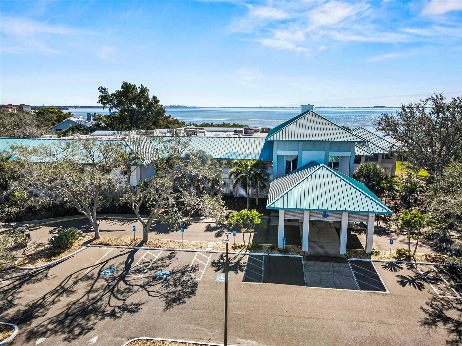 CONQUISTADOR BAY CLUB - Residential