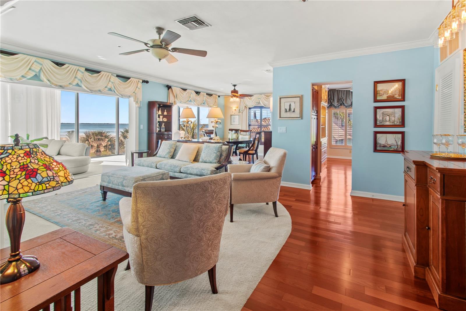 CONQUISTADOR BAY CLUB - Residential