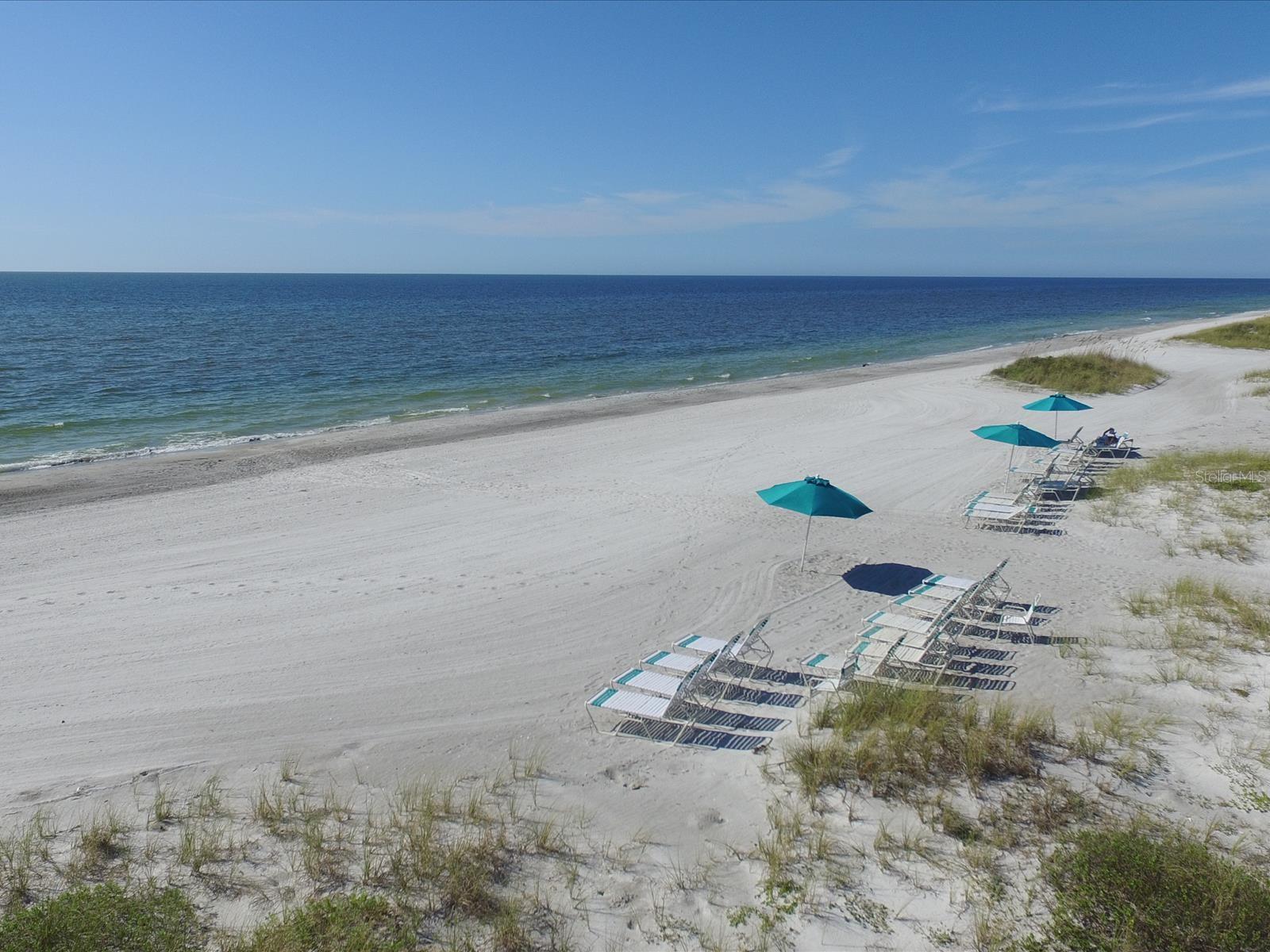 CONQUISTADOR BAY CLUB - Residential