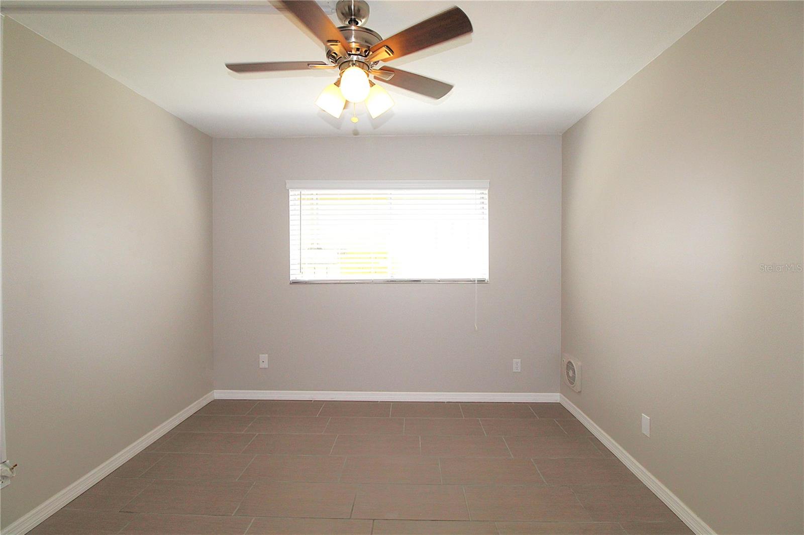 SOUTH GATE - Residential Lease