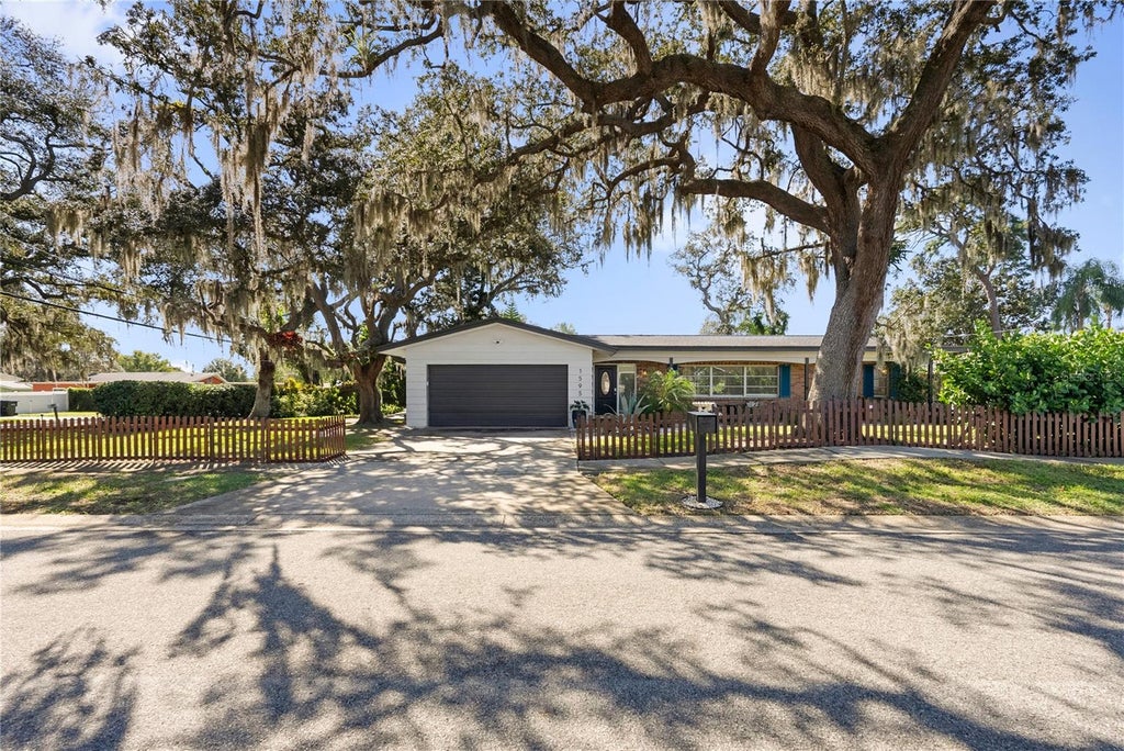 Photo of 1595 Peaceful Lane N, Largo, FL 33756 (MLS # TB8560994)