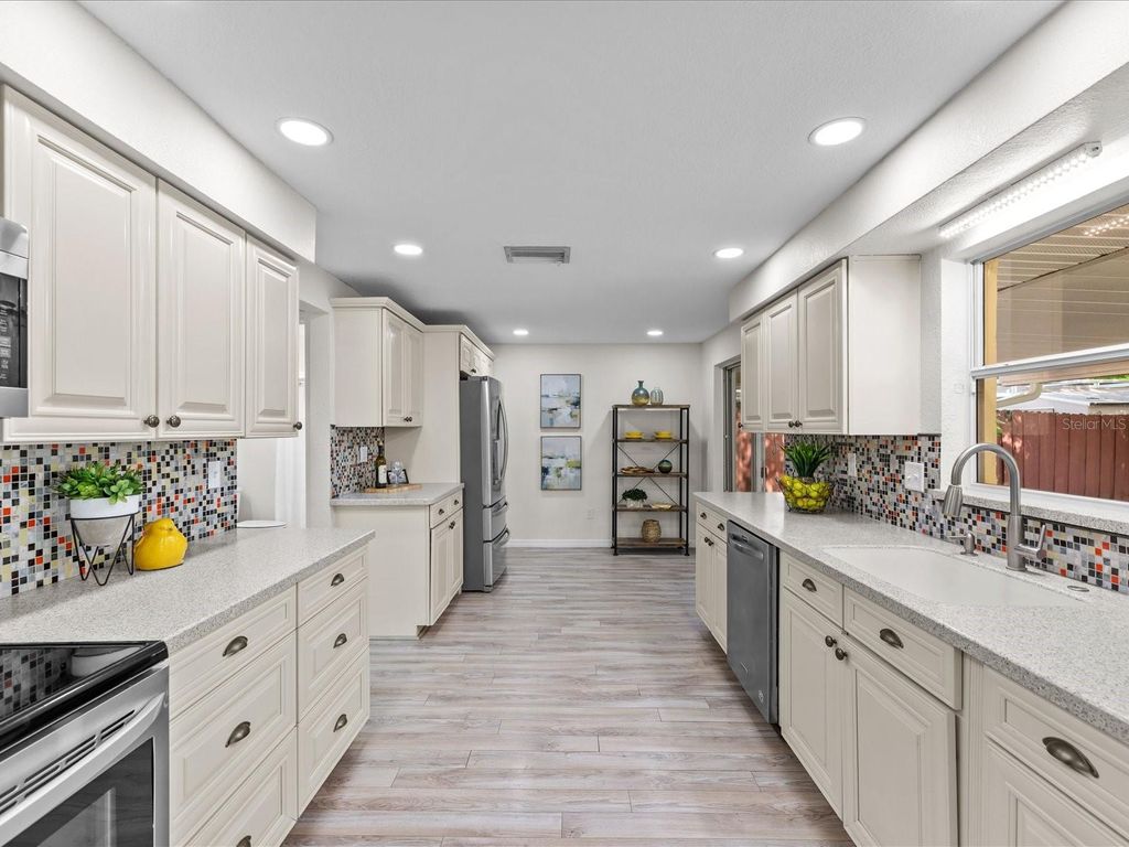 Photo of 150 Suncrest Drive, Safety Harbor, FL 34695 (MLS # TB8512519)