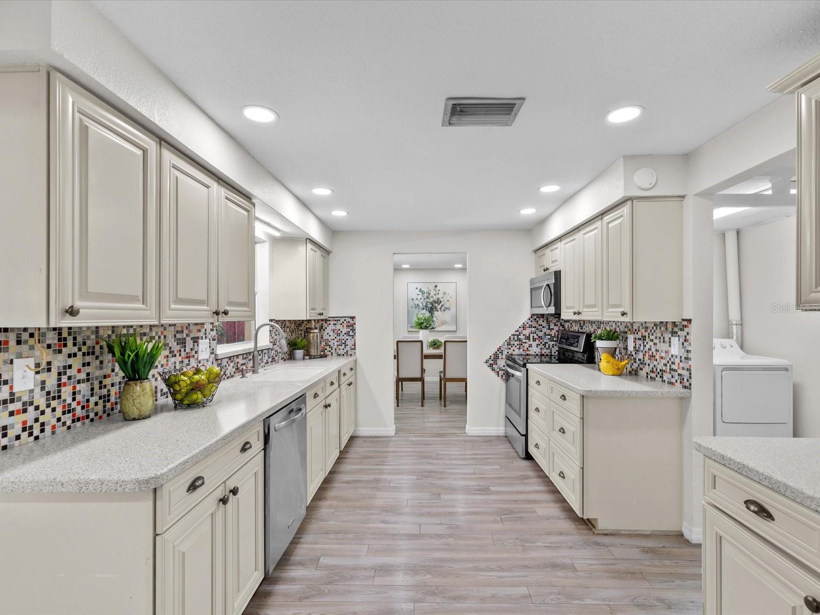 HARBOR HEIGHTS ESTATES - Residential
