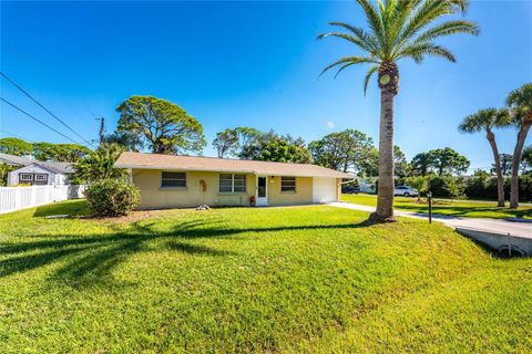 Photo of 3565 Sterling Road, Venice, FL 34293 (MLS # N6141039)