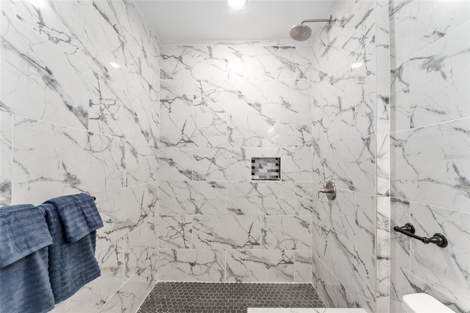 COVE INLETS - Residential